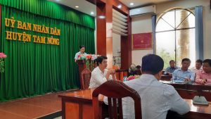 Bà Huỳnh Thị Huyền Trân – Hiệu trưởng trường MN Phú Thành B phát biểu nhận nhiệm vụ tại buổi lễ